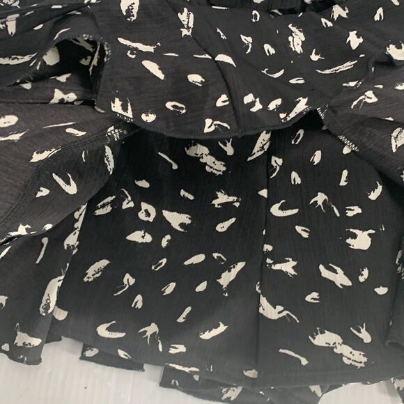 Fourteen and 9th Size Small Black and Beige Pull On Flouncy Mini Skort - Picture 8 of 9